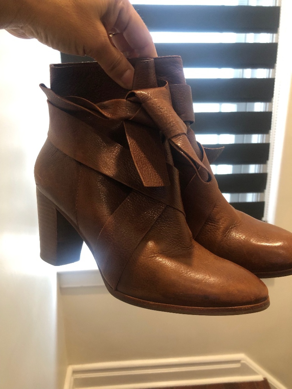 Kate Spade Tracee brown leather ankle block heel boot Size 7